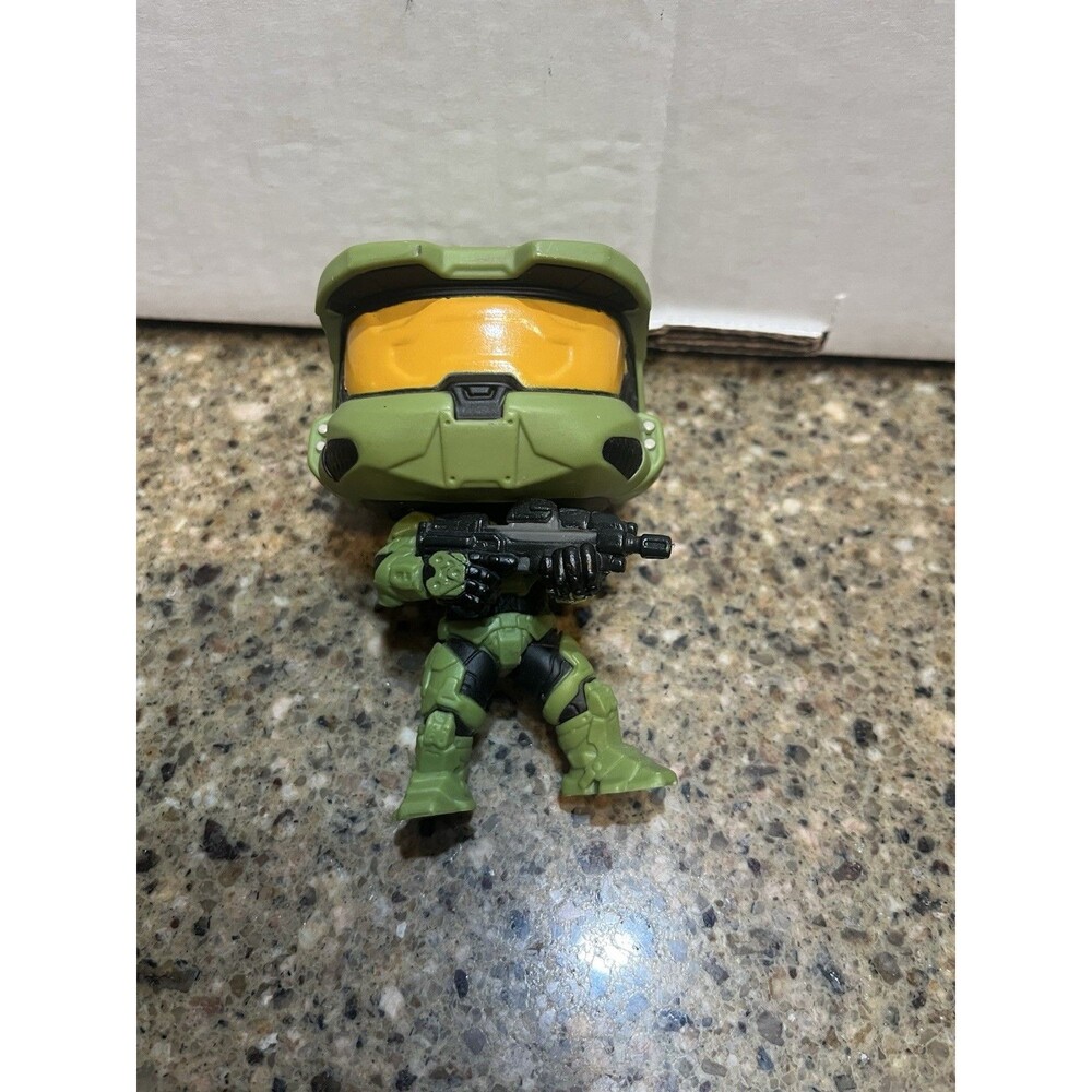 Funko Pop! Vinyl: Halo - Master Chief with MA40 Assault Rifle #13